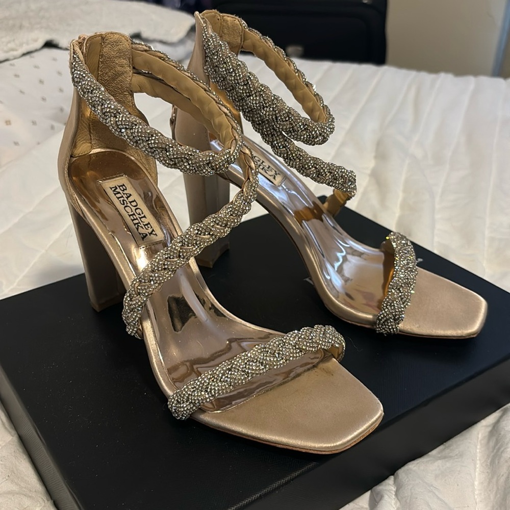 Nice heels Badgley Mischka
